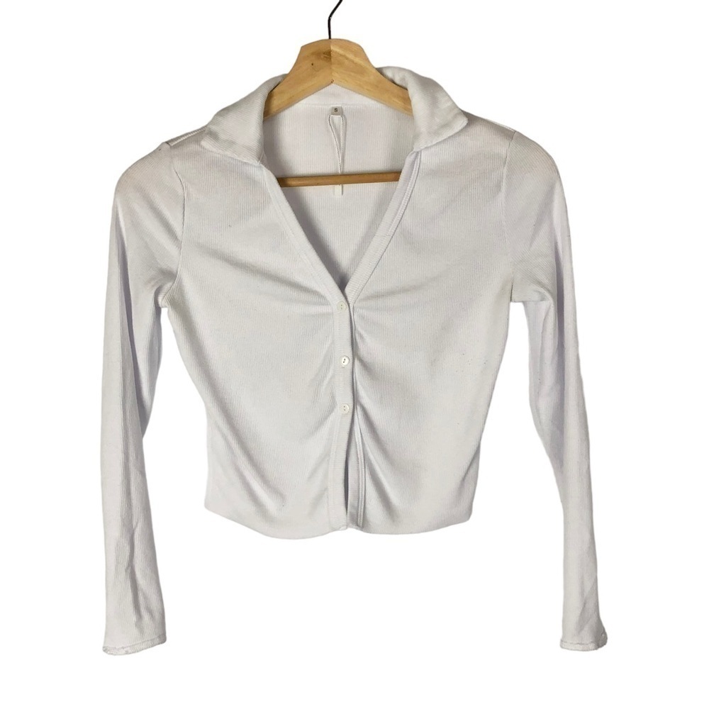 Boutique White Ribbed Button Front Collar Cropped Long Sleeve S